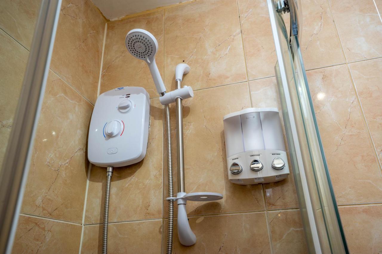 Vibrant City Centre - King Bed, Entire Apartment Cambridge  Bagian luar foto